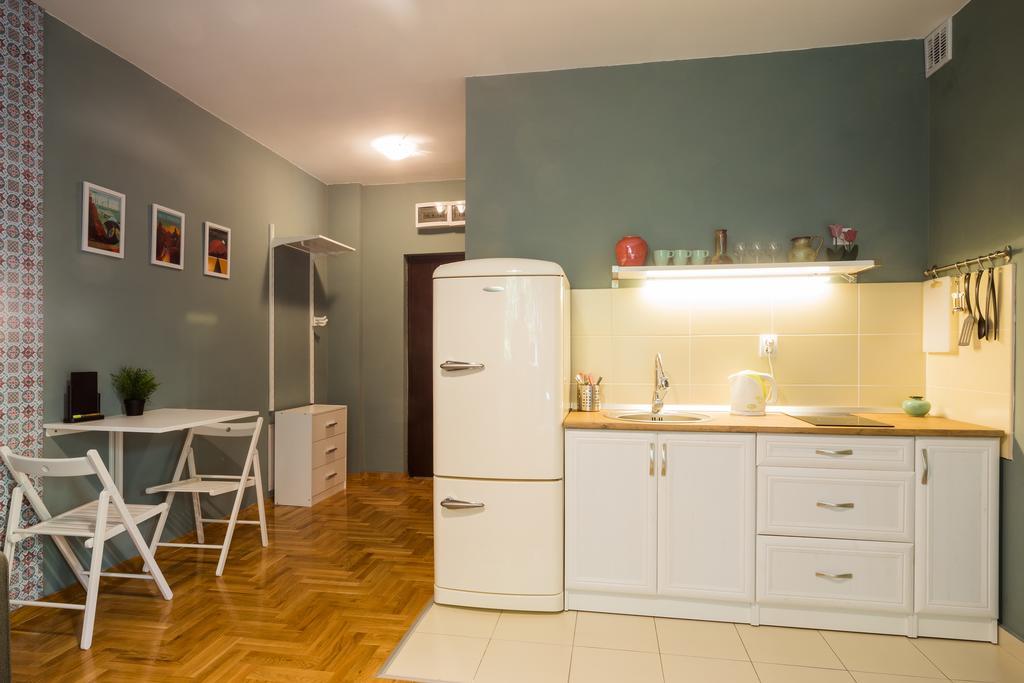 ! Promo! Central Evergreen Studio - Free Public Parking-Fast Wi-Fi Nowy Sad Zewnętrze zdjęcie